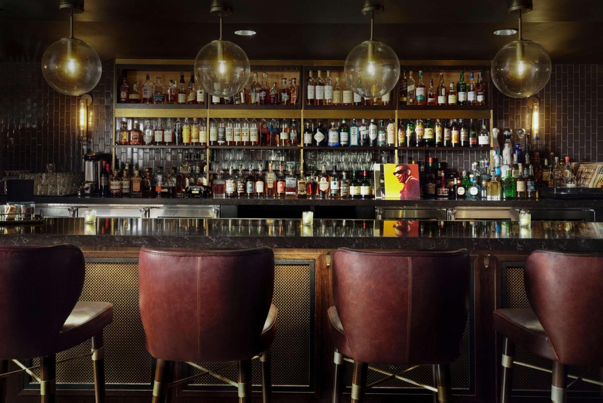 Hotel Phillips Kansas City, Curio Collection By Hilton Exterior foto