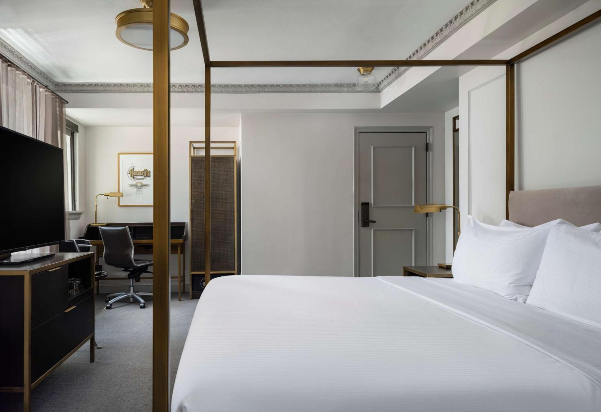 Hotel Phillips Kansas City, Curio Collection By Hilton Exterior foto
