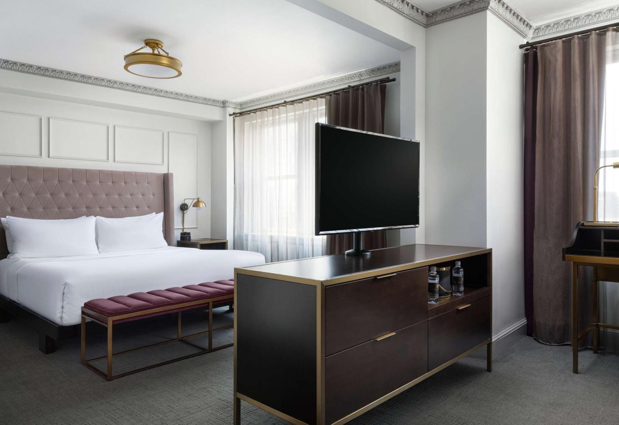 Hotel Phillips Kansas City, Curio Collection By Hilton Exterior foto